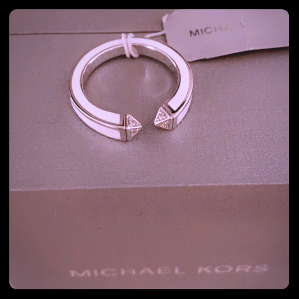 Michael kors ring